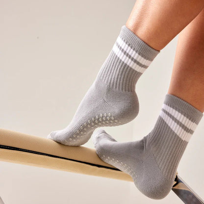 Your Reformer - Crew Grip Socks - Merchandise - S - Cave Sports Nutrition