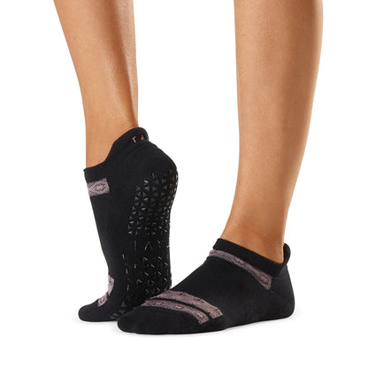 Tavi Noir - Savvy Grip Socks - Merchandise - S - Cave Sports Nutrition